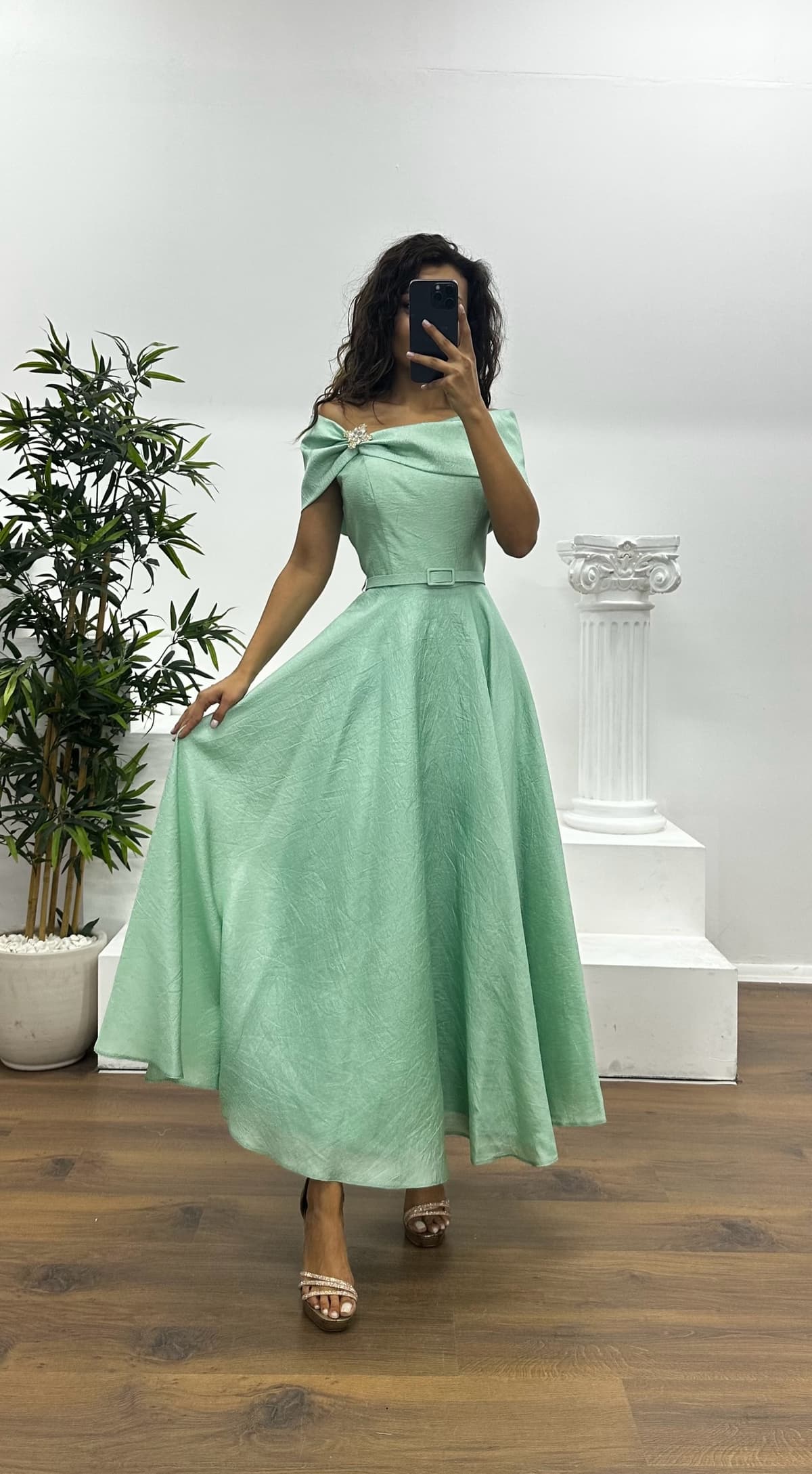 Mint Kayık Yaka Midi Abiye Elbise