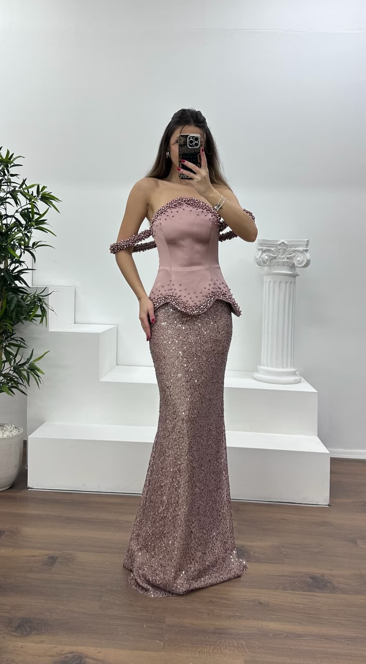 Gül Kolları  Boncuklu Straplez Abiye Elbise