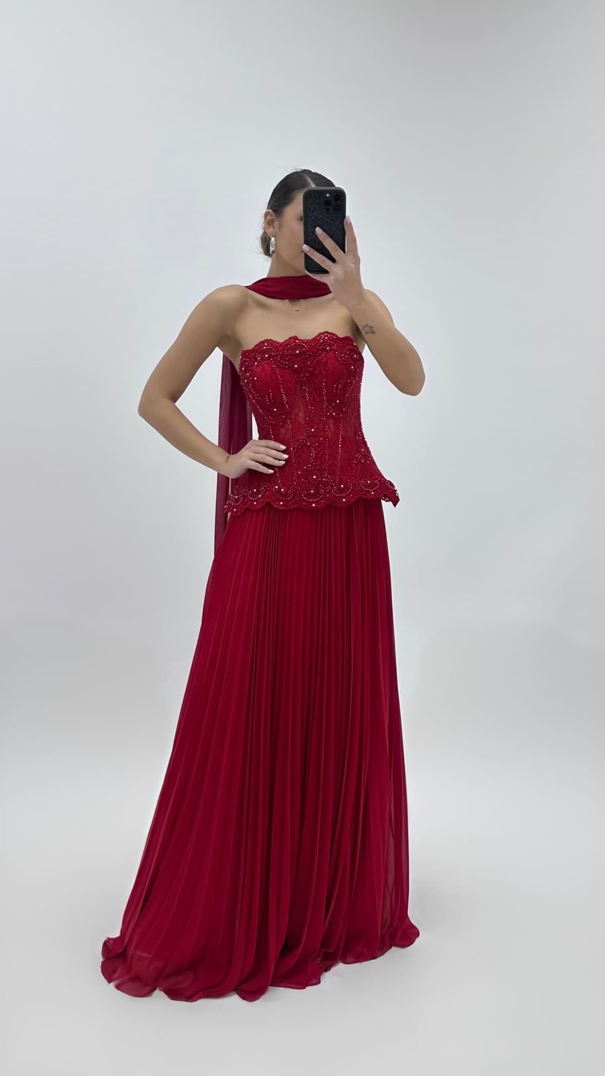 Kırmızı Dantel İşlemeli Peplum Abiye Takım